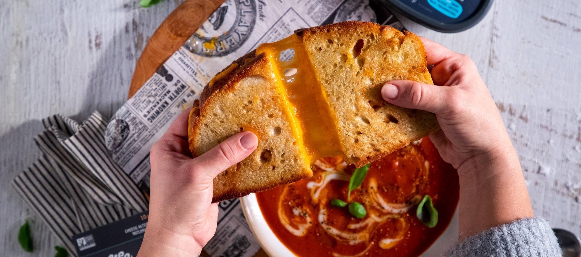 recipe image Grilled Cheeze and Tomato Soup